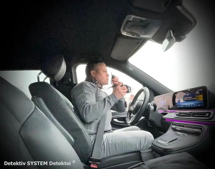 Kassel: Privatdetektiv der hessischen DSD GmbH beobachtet ein Zielobjekt.